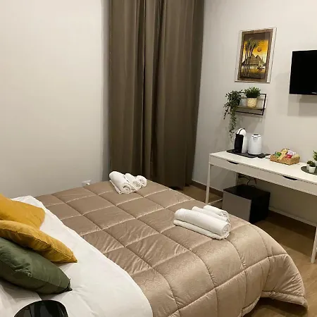 Via Piave 82 Bed & Breakfast