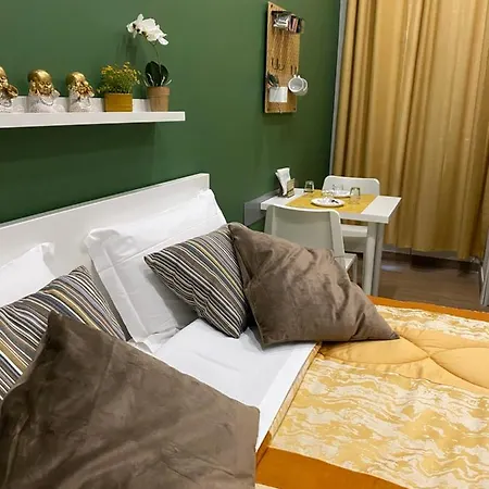 Via Piave 82 Bed & Breakfast *