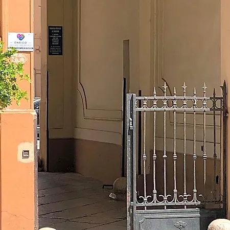 Via Piave 82